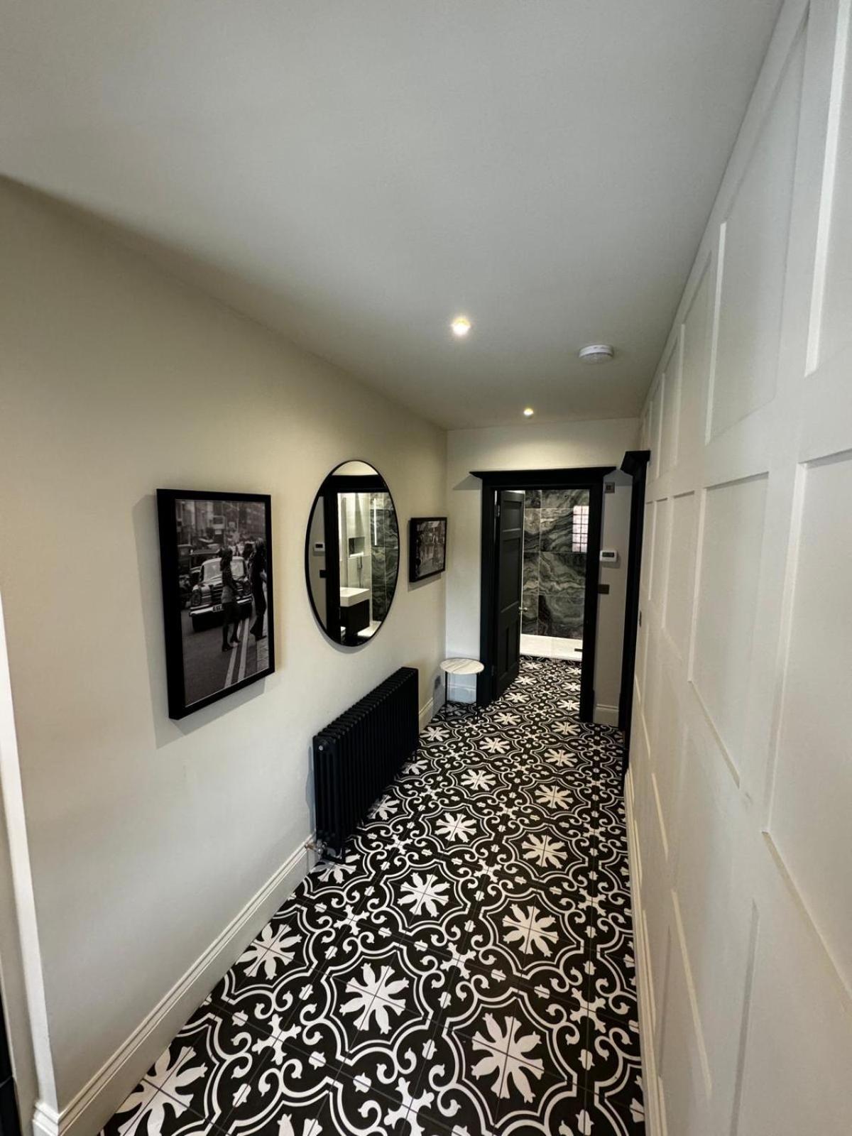 Macbeths Corner High End Luxury Apartment In Centre With Parking Stratford-upon-Avon Zewnętrze zdjęcie