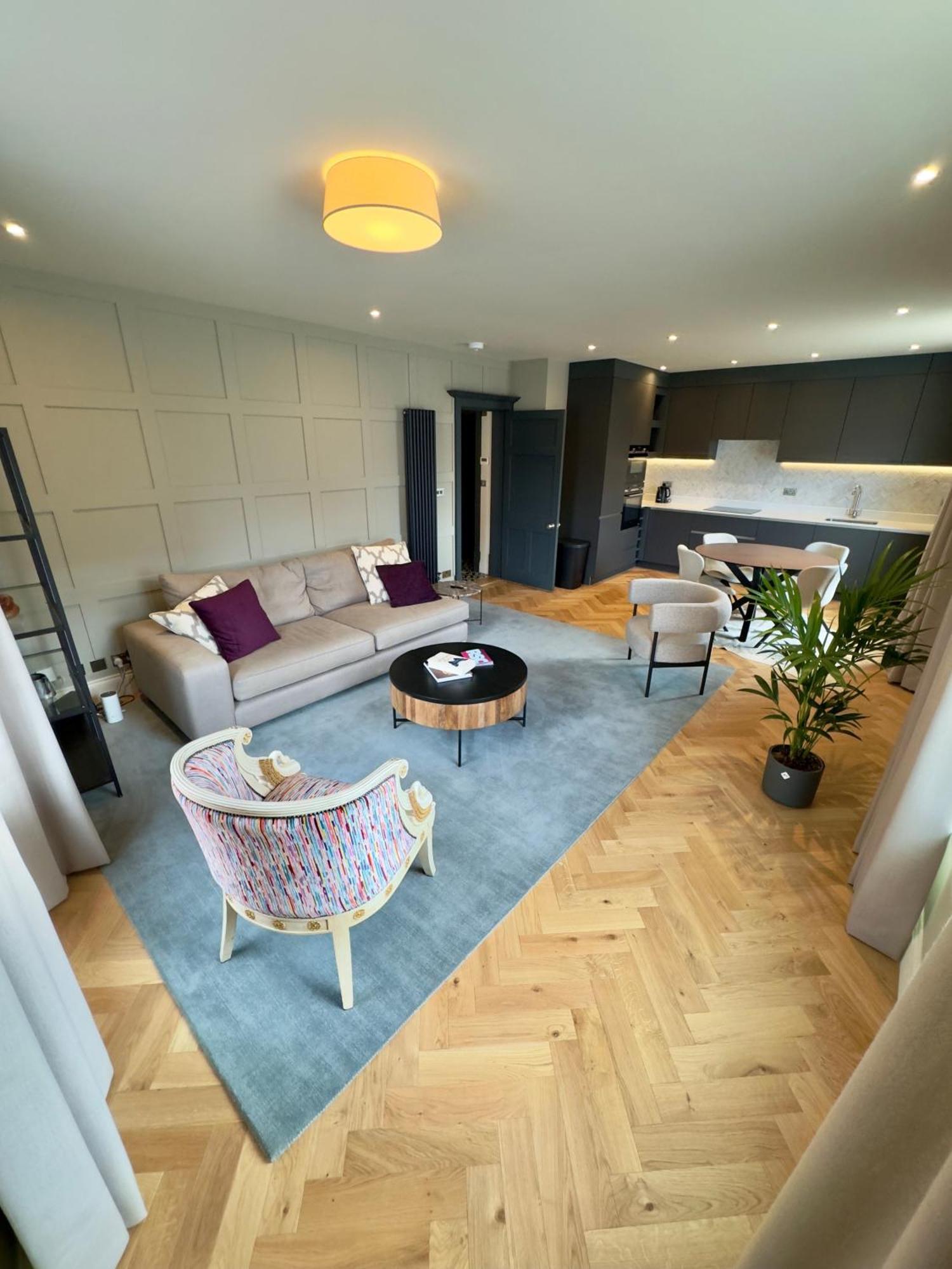 Macbeths Corner High End Luxury Apartment In Centre With Parking Stratford-upon-Avon Zewnętrze zdjęcie